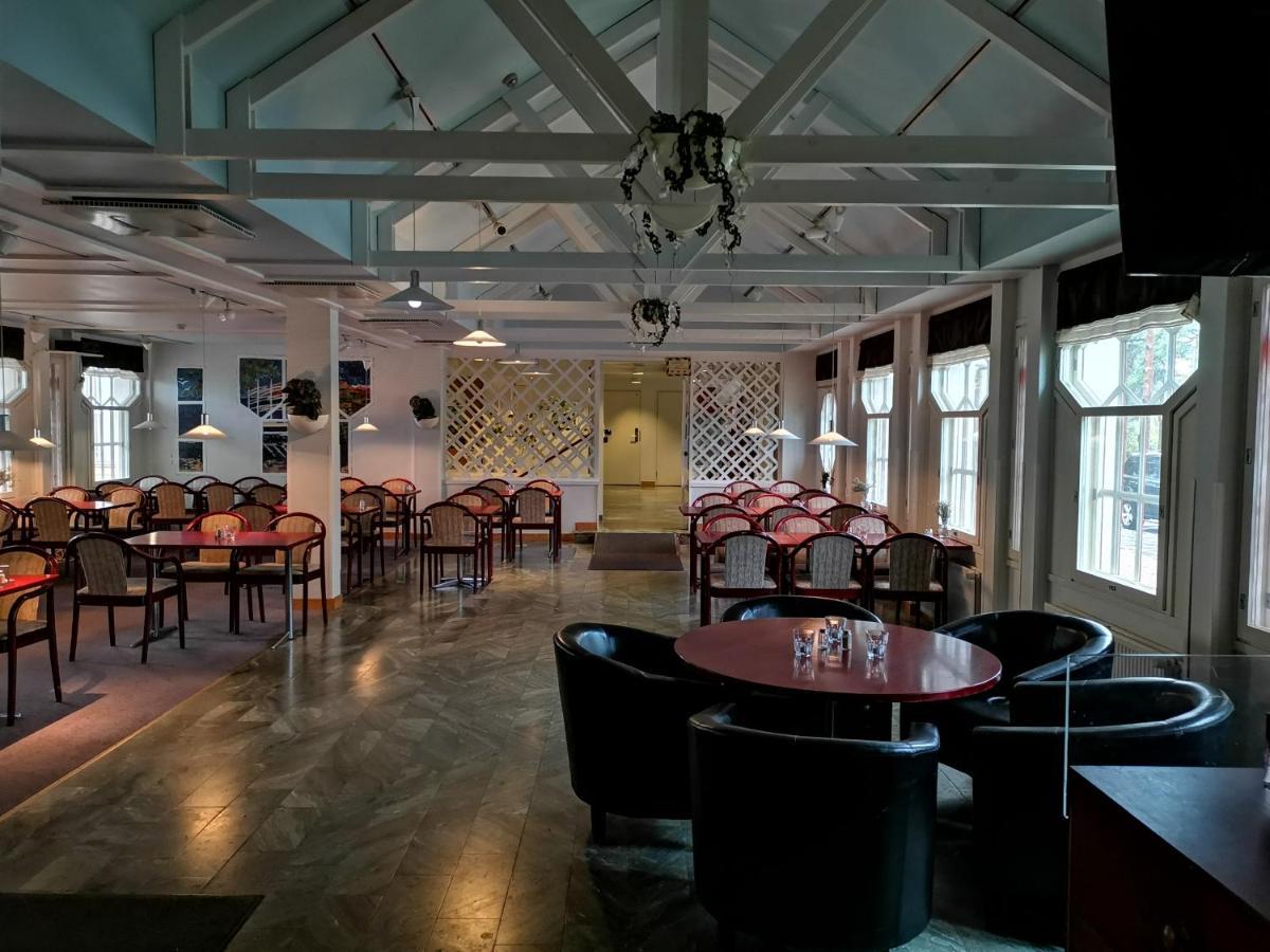 Hotel Cikada Mariehamn Bagian luar foto