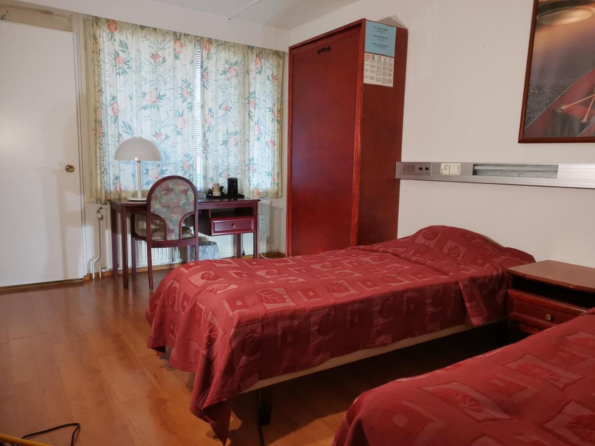 Hotel Cikada Mariehamn Bagian luar foto