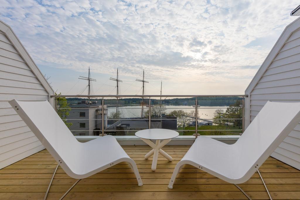 Hotel Cikada Mariehamn Bagian luar foto