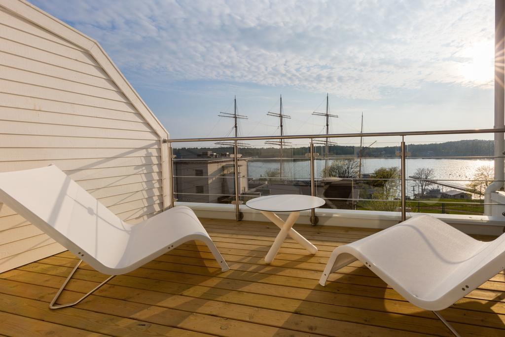 Hotel Cikada Mariehamn Bagian luar foto
