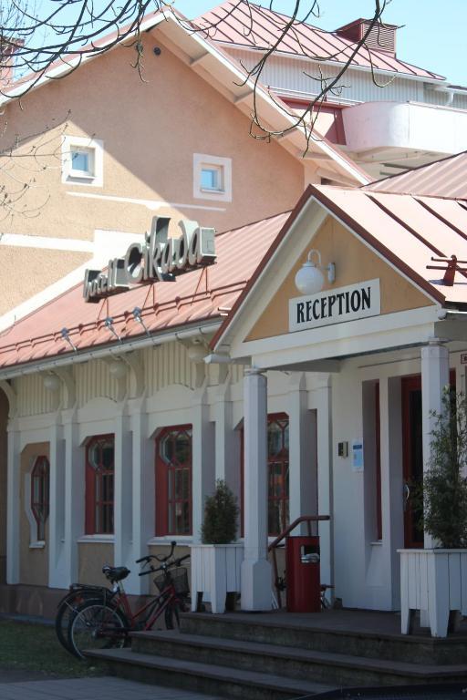 Hotel Cikada Mariehamn Bagian luar foto