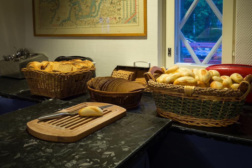Hotel Cikada Mariehamn Bagian luar foto